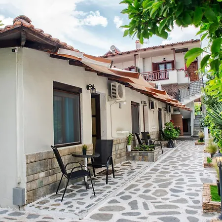 Ostria Hotel