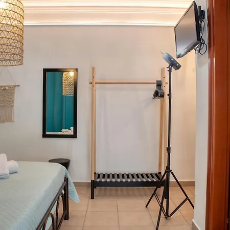 Ostria Hotel *